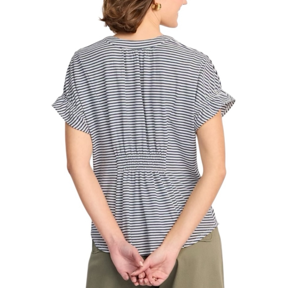 NWT Fortune + Ivy Fern Flutter Sleeve Navy & White Striped Top - Picture 2 of 12